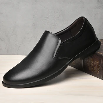 Homens Sapatos escorregar no Sotaque Britânico, de Oxford, sapatos de Vestido Masculino Cavalheiro genuíno de Calçados de Couro Decorar Apartamentos homens sapatos mocassins